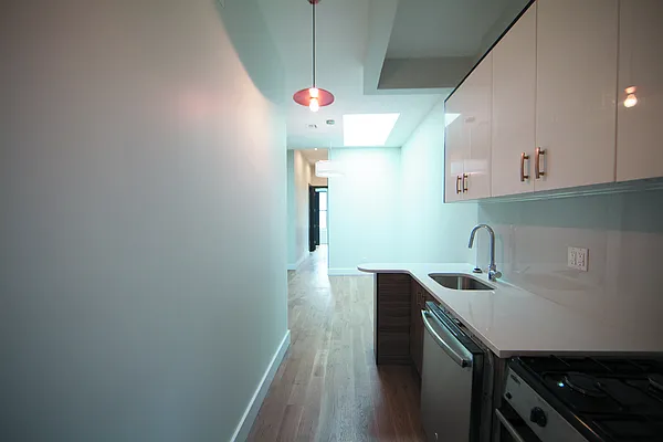 Rented by Brooklyn Group | media 29