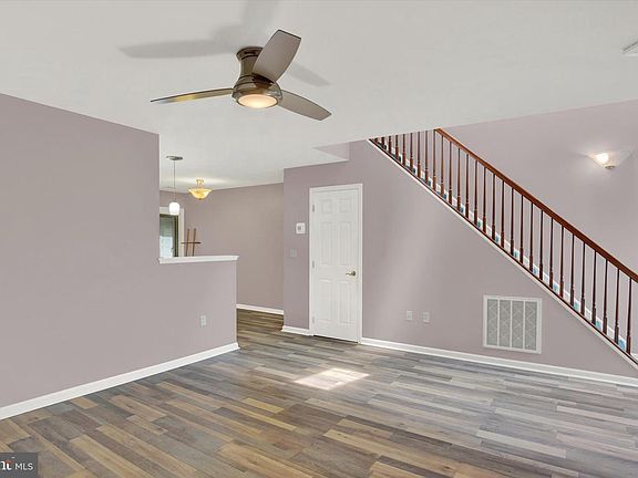 4th image of 7284 Huntingdon St