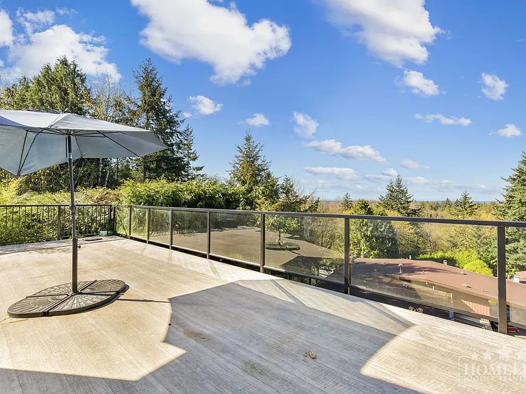 7437 Garfield Dr — Photo 30