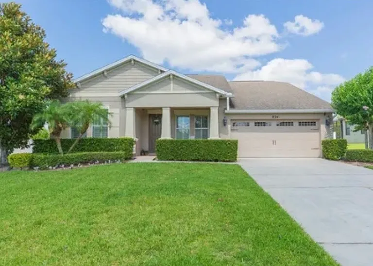 824 Crooked Branch Dr — Photo 1