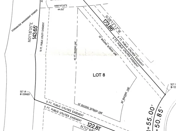 112 Gloria Dr, Elgin, IL 60120