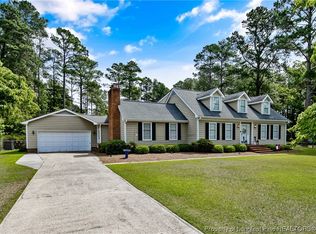 318 Old Farm Rd, Raeford, NC 28376