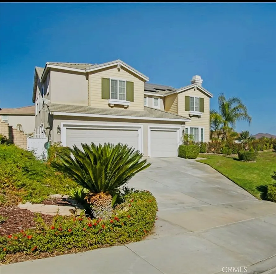 5 bed, 4.5 bath, 4052 sqft, $3,800 — Photo 1