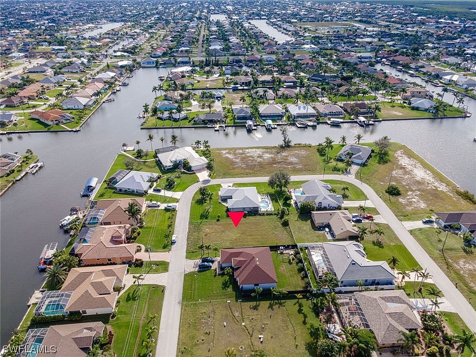 1st image of 4006 SW 25th Ct