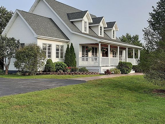 2nd image of 1905 Brisklea Ln