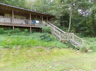 300 Green Hollow Rd, Linden, TN 37096