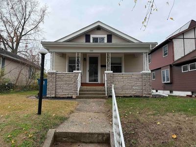 725 Studebaker St, Mishawaka, IN, 46544