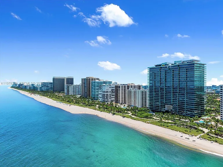 10201 Collins Ave #707 — Photo 34