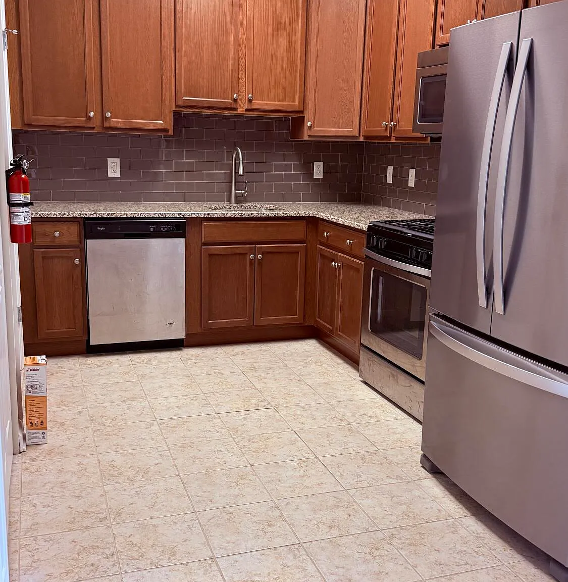 2 bed, 1138 sqft, $2,400 — Photo 1