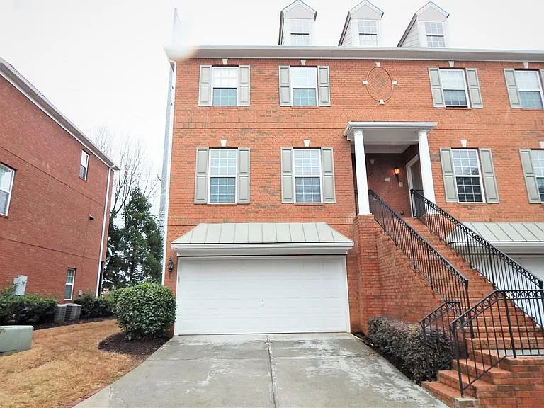 10829 Yorkwood St — Photo 62