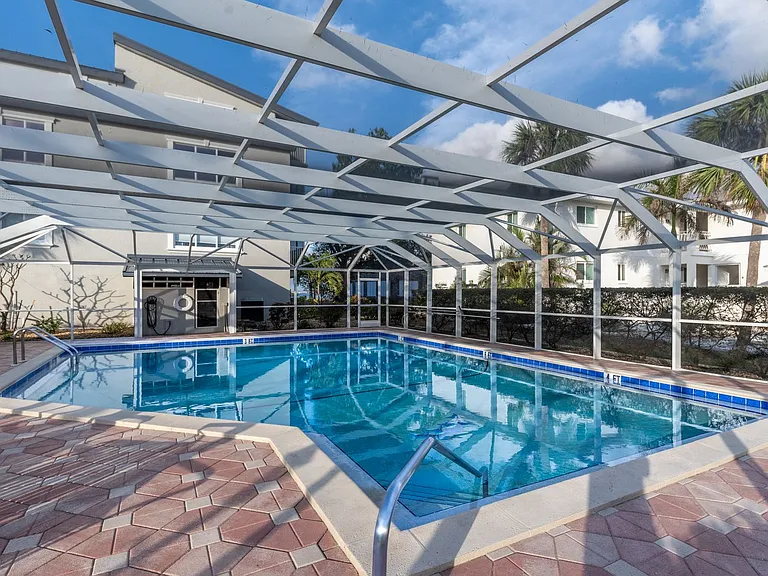 1477 Park Beach Cir #33 — Photo 3