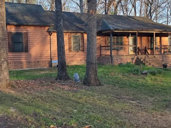 1109 Ellis Ct, Chapmansboro, TN 37035