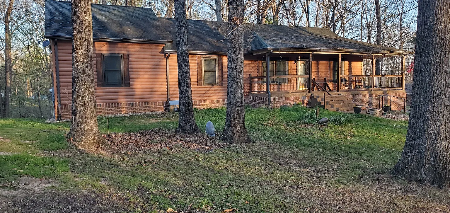 1109 Ellis Ct photo 1