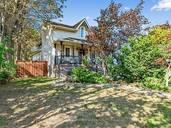 2nd image of 12 Railway St