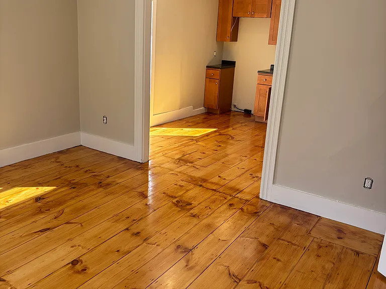 26 Washington St #2 — Photo 7