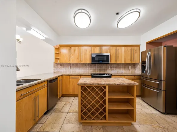 201 Crandon Blvd APT 129, Key Biscayne, FL 33149