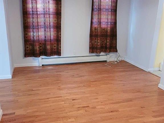 3rd image of 71 Teaneck Rd