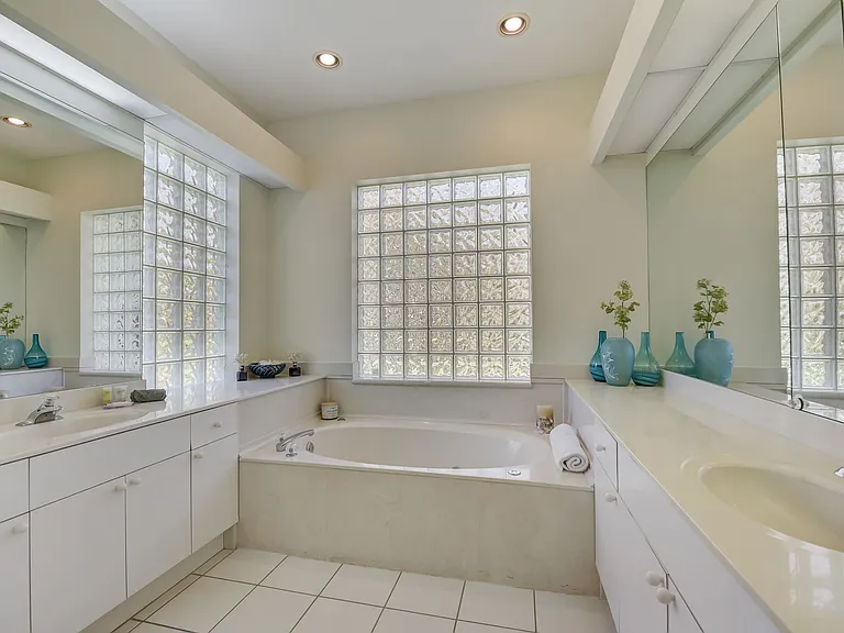 4653 Hadfield Dr — Photo 22