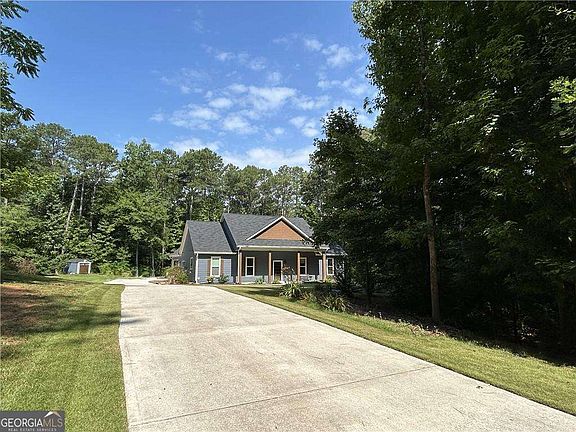 2nd image of 390 Lummus Rd