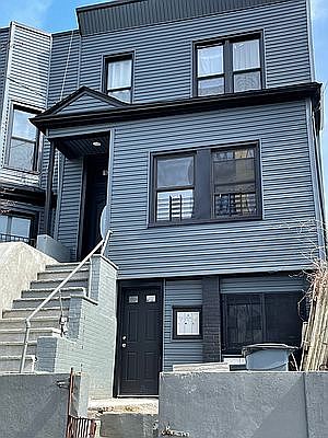 5th image of 1320 Chisholm St Floor 1