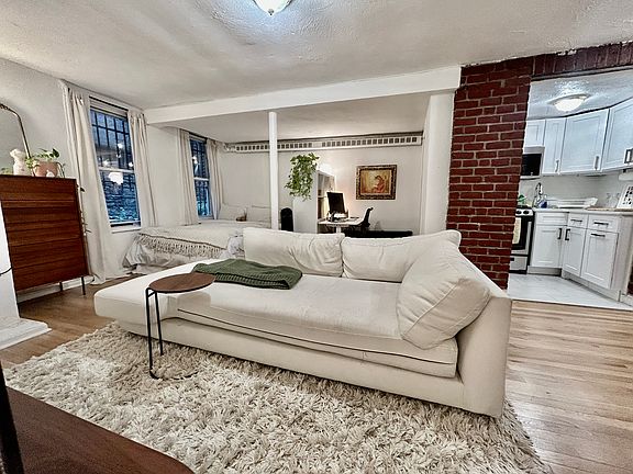 3rd image of 244 W 4th St APT 1G