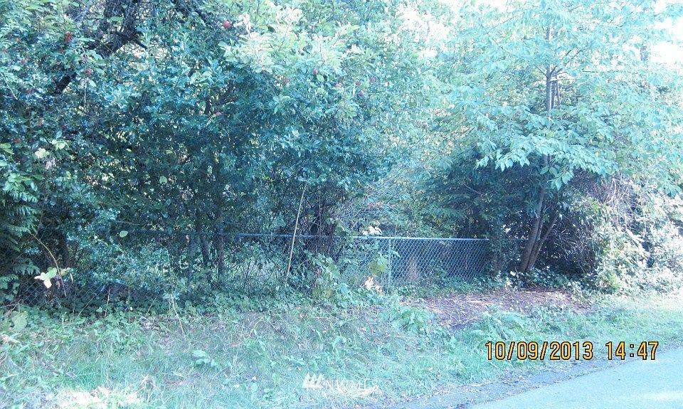 2nd image of 2228 Ridgeway Drive