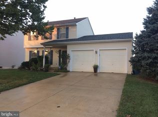 48 E Violette Dr, New Castle, DE 19720