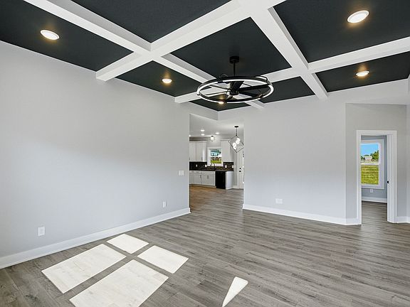 5th image of 719 Mount Vernon Rd