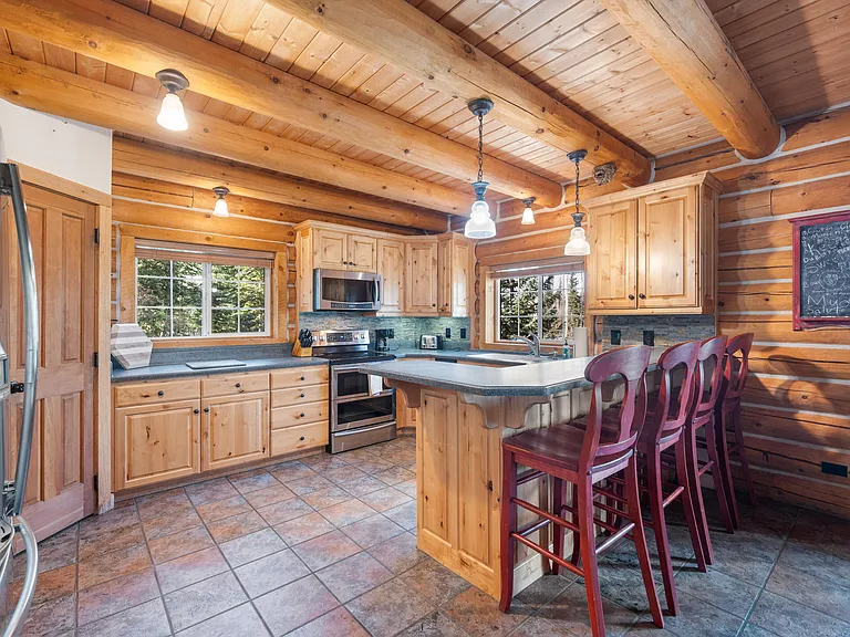 497 W Yarrow Ct — Photo 11