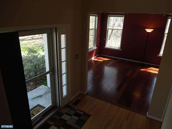 4th image of 306 Martingale Cir