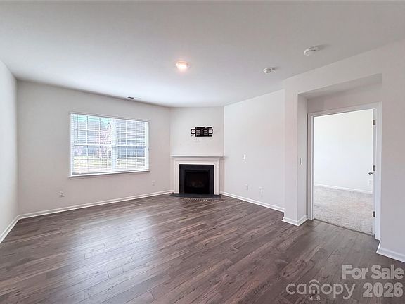 3rd image of 155 Scotsway Ct