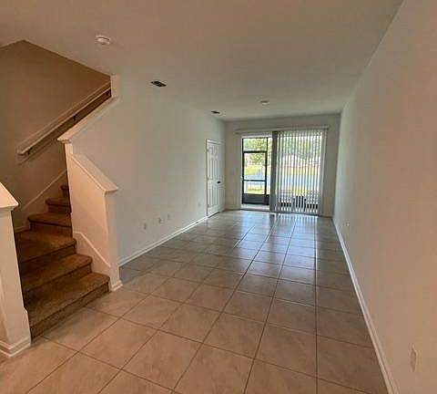 2nd image of 236 Elmhurst Ln