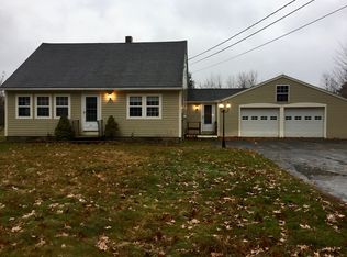 25 Kathy Ln, Cumberland, ME 04021