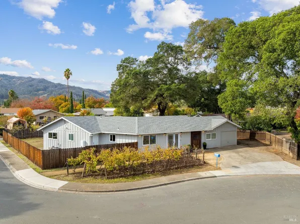 1400 El Bonita Avenue, St. Helena, CA 94574