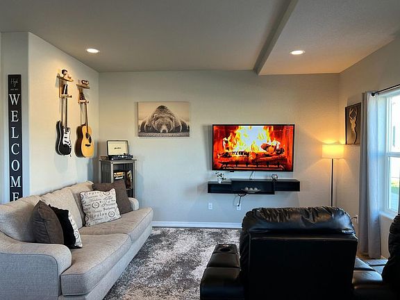 3rd image of 7935 Shiloh Mesa Dr