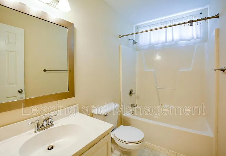 606 Portico Park — Photo 15