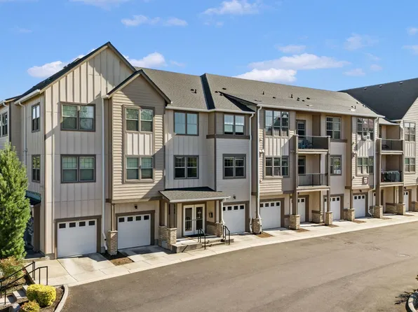 16417 NW Chadwick Way Unit 201, Portland, OR 97229
