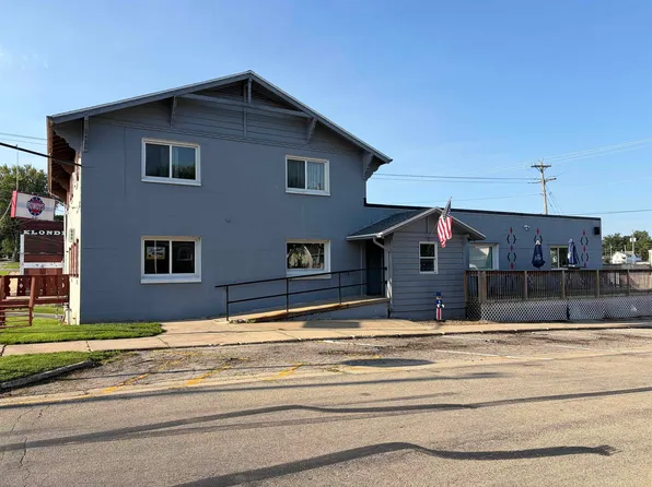 1428 17th St, Monroe, WI 53566
