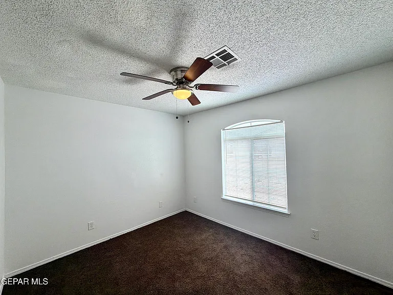 12501 Sombra Fuerte Dr — Photo 2