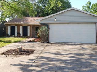 2011 Pennington Dr, Arlington, TX 76014