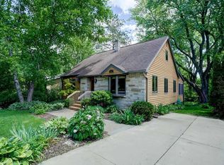 1719 Laurel Crst, Madison, WI 53705