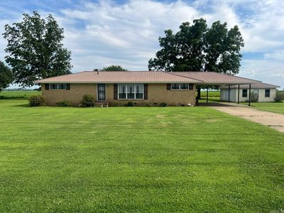560 E State St, Caraway, AR, 72419