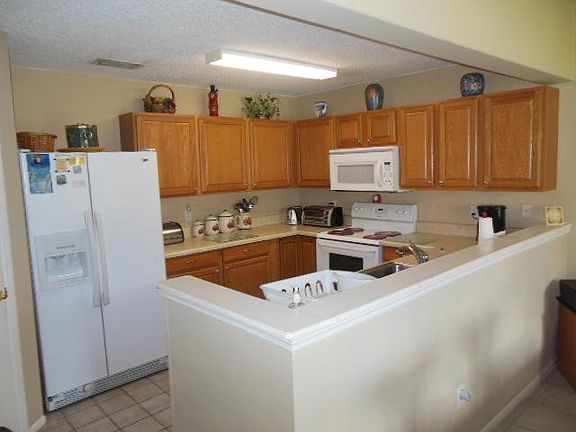 3rd image of 3646 S Saint Lucie Dr