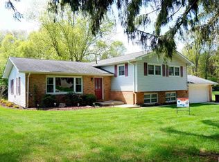 2114 Ganton Dr, Jackson, MI 49203