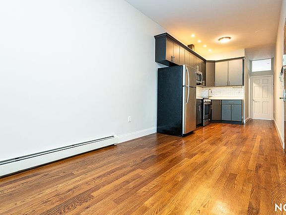 5th image of 170 Wyckoff Ave #2A