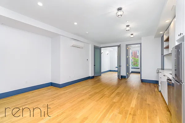 Rented by Rennit Inc. | media 38