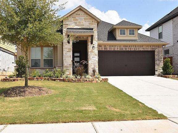 3rd image of 1052 Open Sky Dr