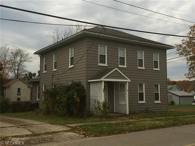 221 Park Ave photo 1
