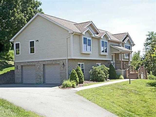 2nd image of 1552 Cavitt Rd