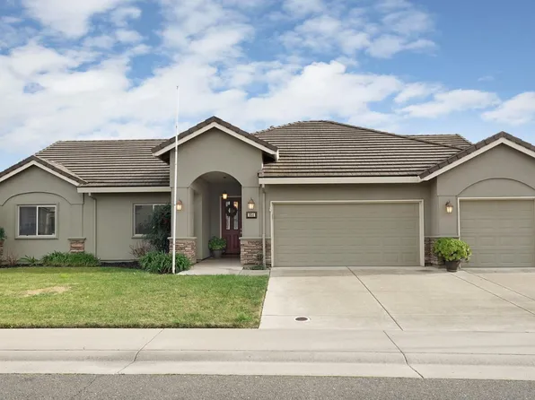 954 Stampede Trl, Galt, CA 95632